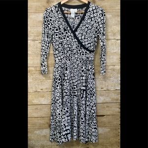 Donna Morgan long sleeve print dress 👗